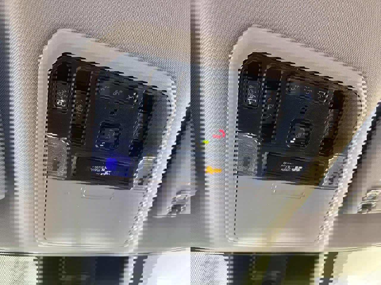 Used 2024 Toyota Tundra Limited image 35