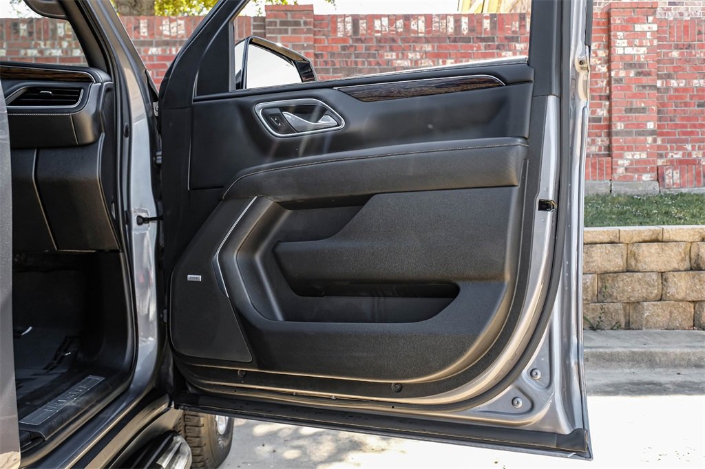 Used 2021 Chevrolet Suburban Premier w/ Premium Package image 51