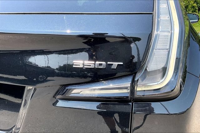 Certified 2022 Cadillac XT4 Luxury w/ Cold Weather Package FWD image 22