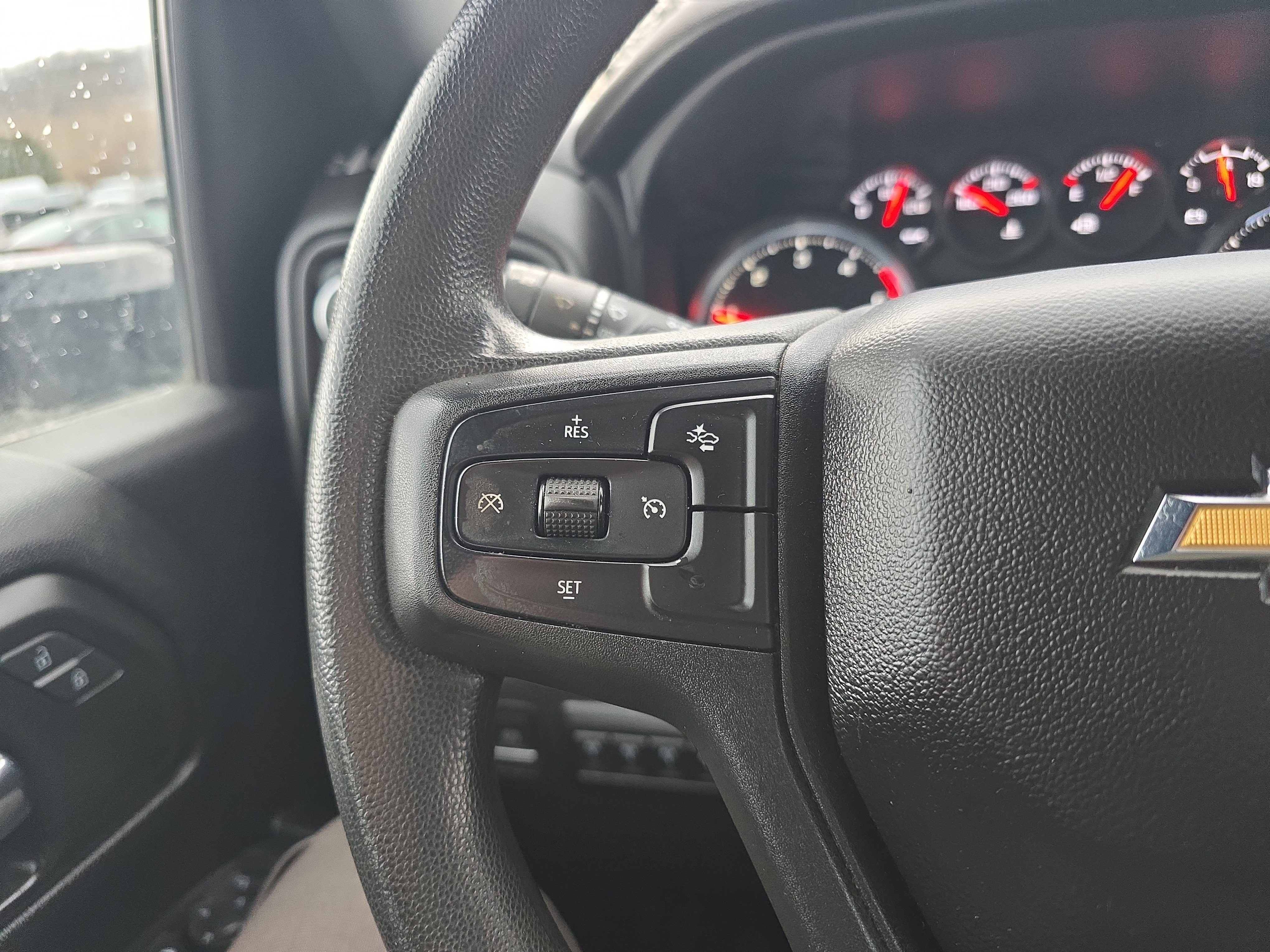 Used 2024 Chevrolet Silverado 3500 W/T image 20