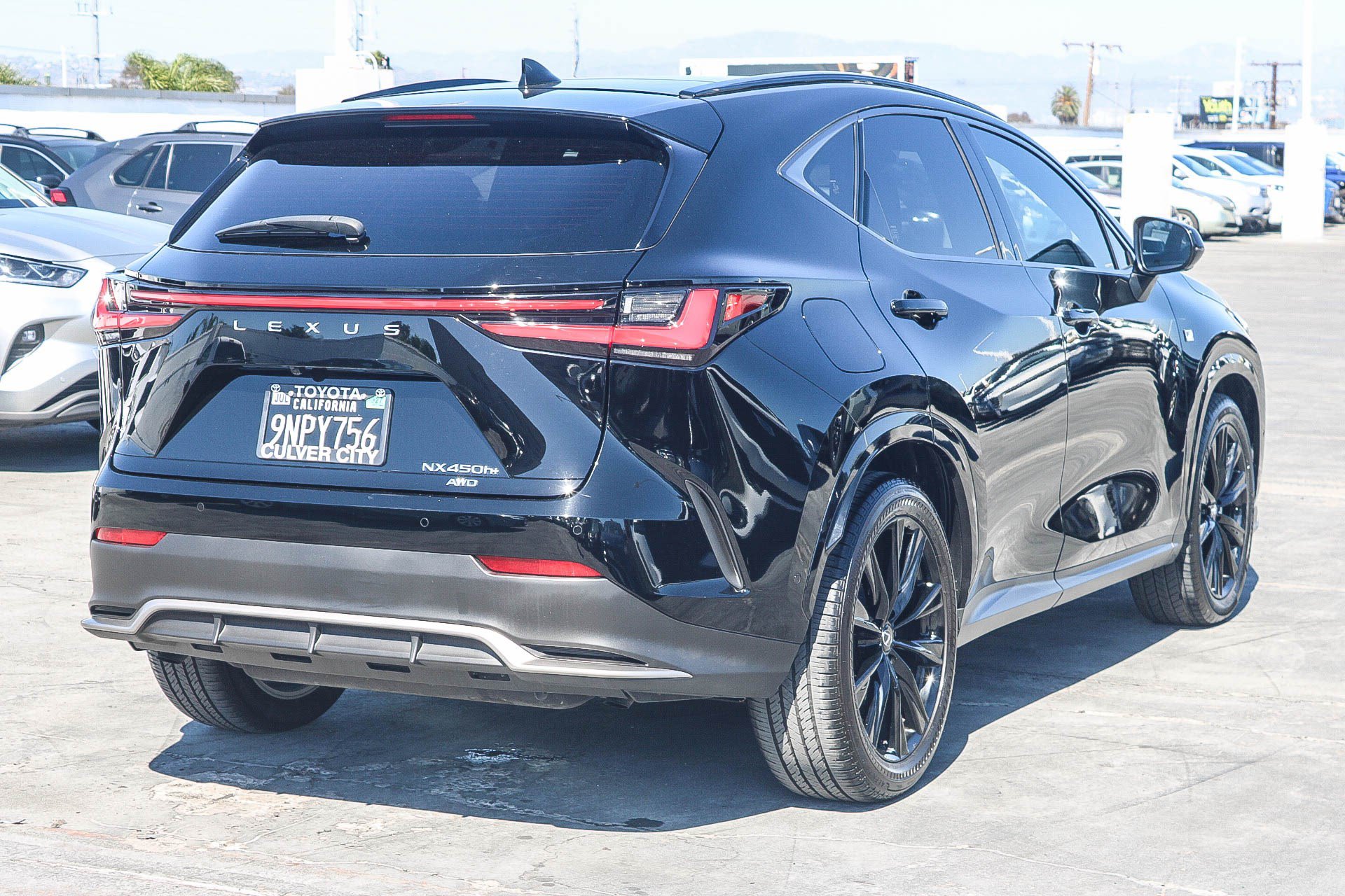 Used 2025 Lexus NX 450h+ F Sport w/ Towing Package (2000 Lbs) AWD/4WD image 10