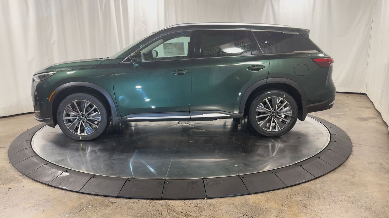 Certified 2026 INFINITI QX60 Luxe w/ Family Package AWD/4WD image 11
