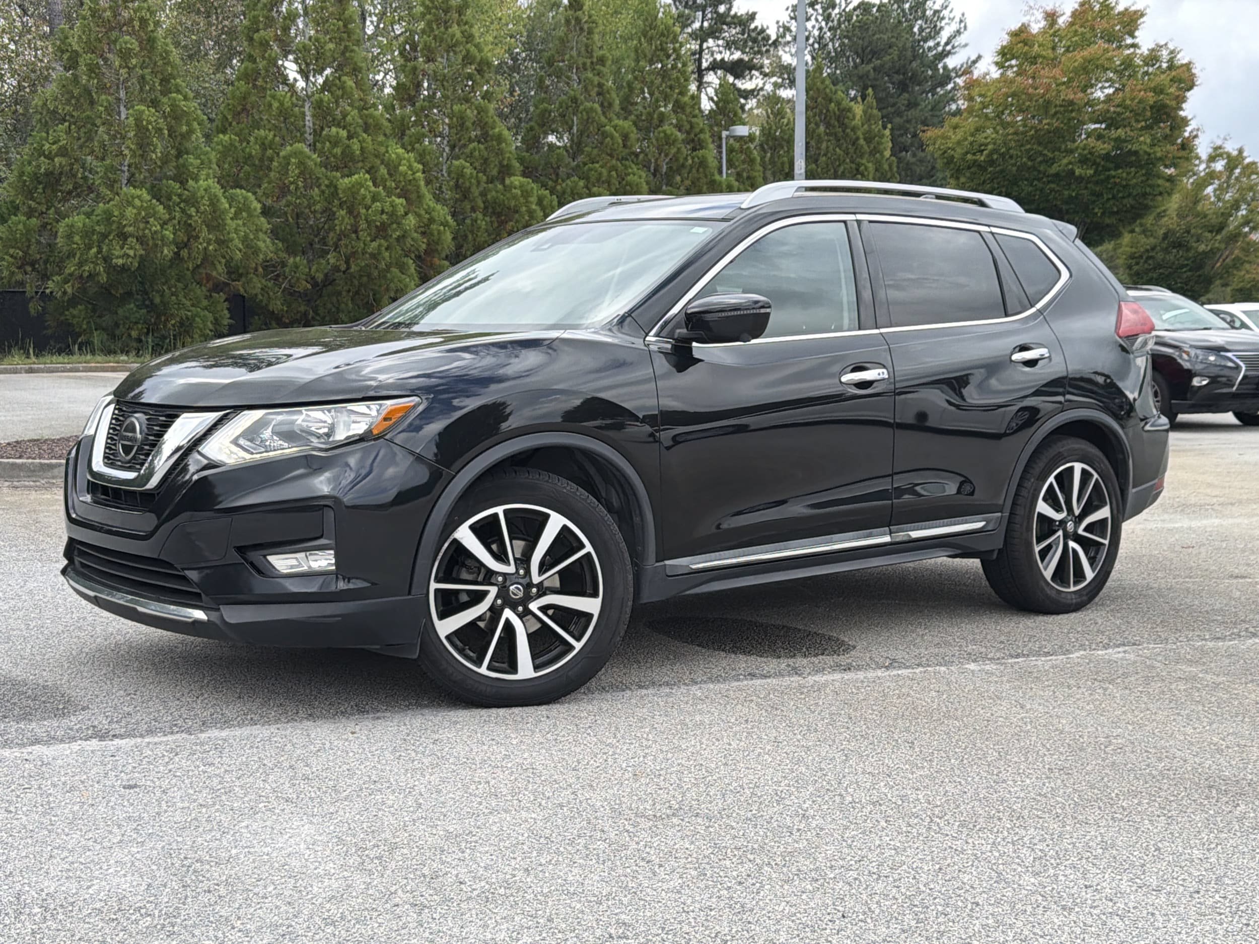 Used 2019 Nissan Rogue SL FWD image 1