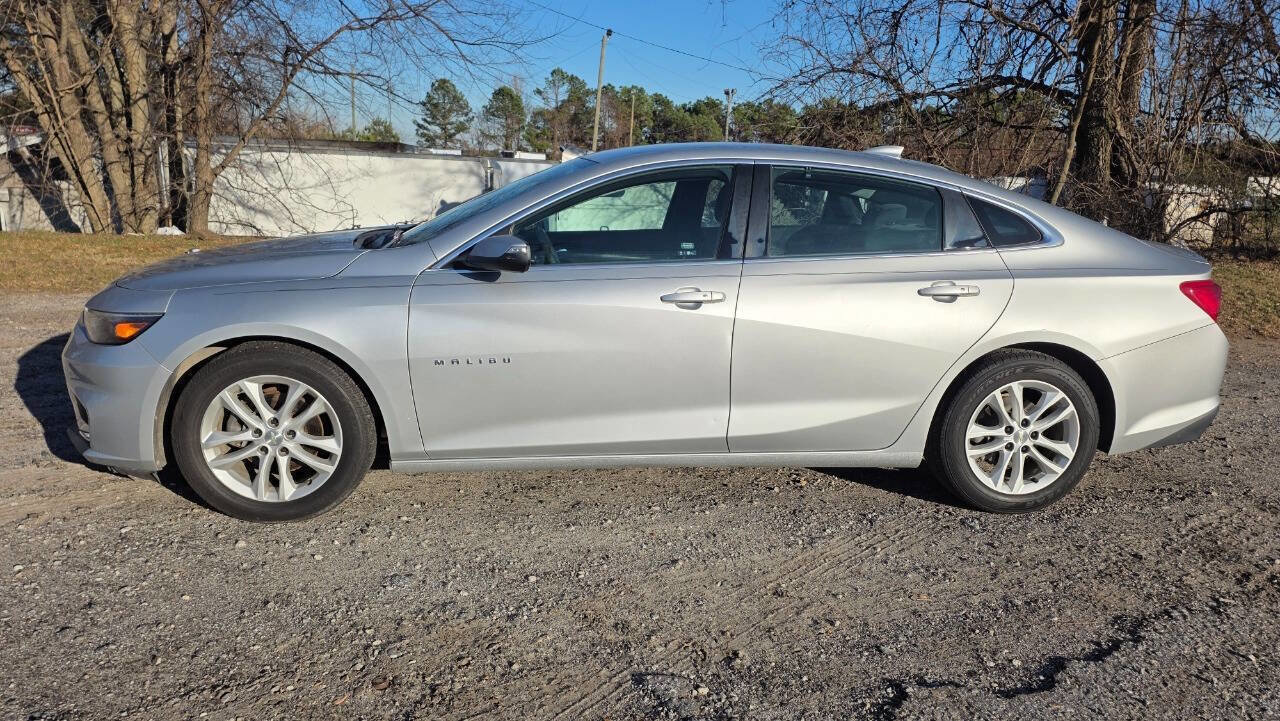 Used 2016 Chevrolet Malibu LT image 1