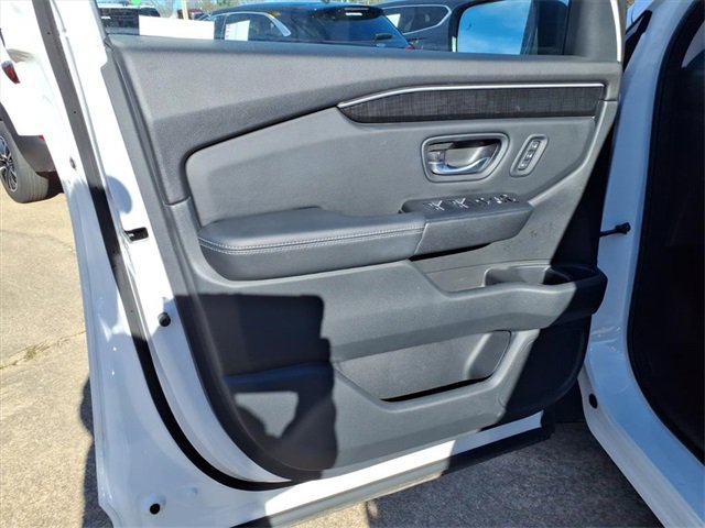 Used 2023 Honda Pilot Elite image 22