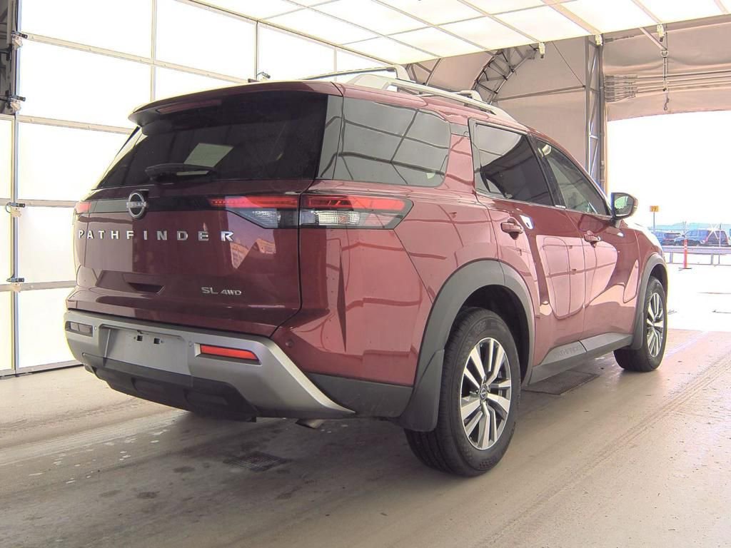 Certified 2024 Nissan Pathfinder SL image 8