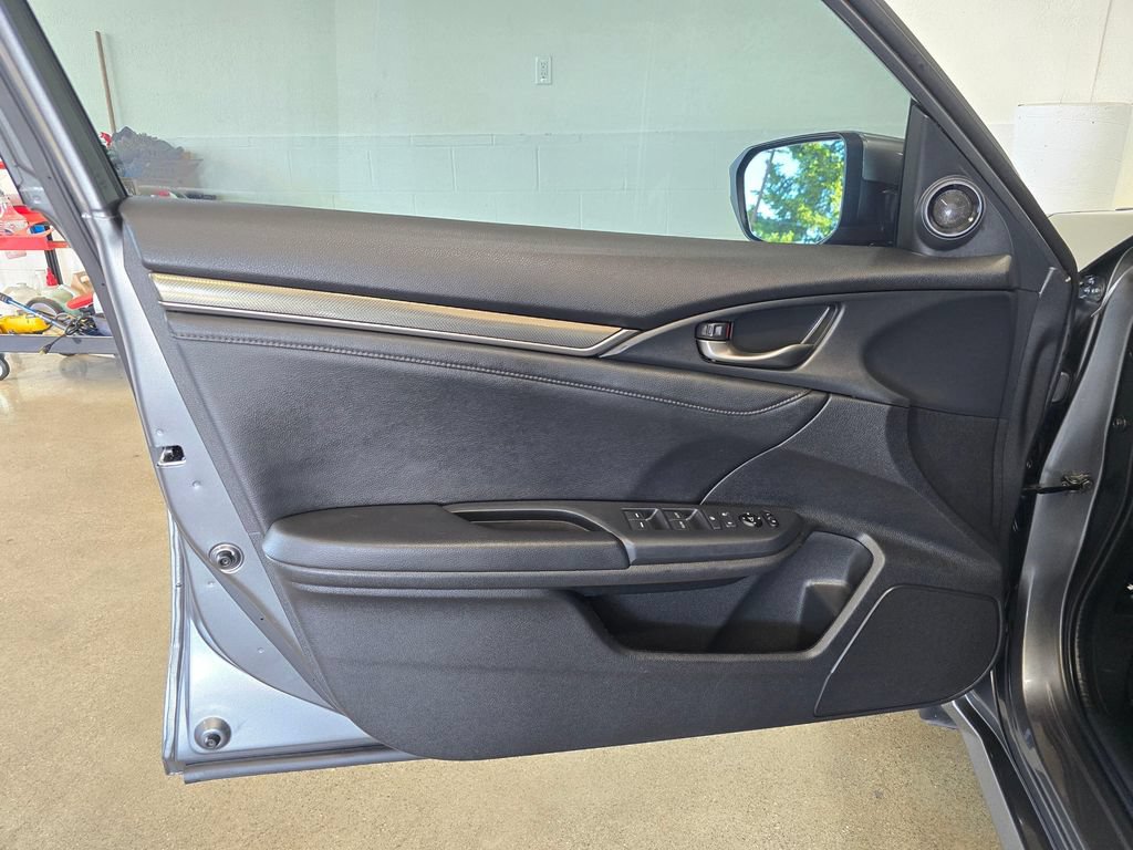 Used 2018 Honda Civic EX-L image 21