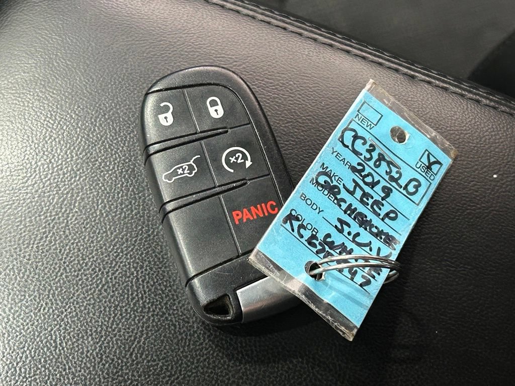 Used 2019 Jeep Grand Cherokee Altitude AWD/4WD image 52