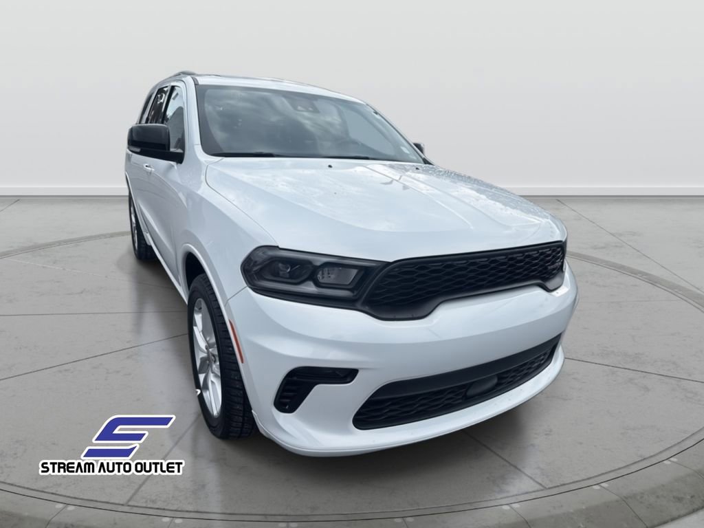 Used 2023 Dodge Durango GT image 2