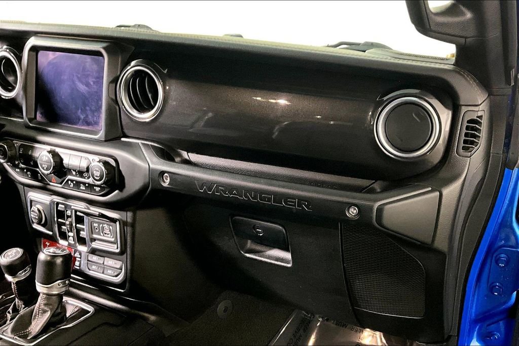 Used 2021 Jeep Wrangler Unlimited Rubicon w/ Dual Top Group image 16