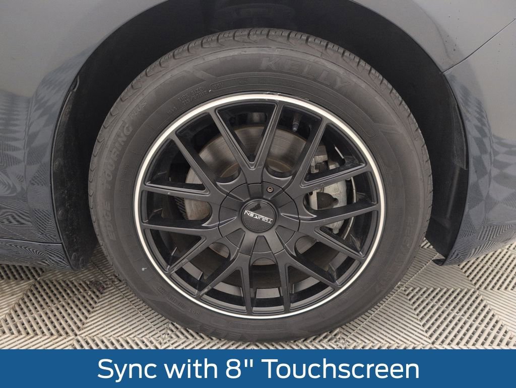 Used 2020 Ford Fusion Energi Titanium image 19