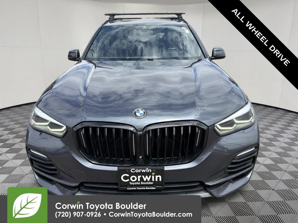 Used 2019 BMW X5 xDrive50i w/ Parking Assistance Package AWD/4WD image 2