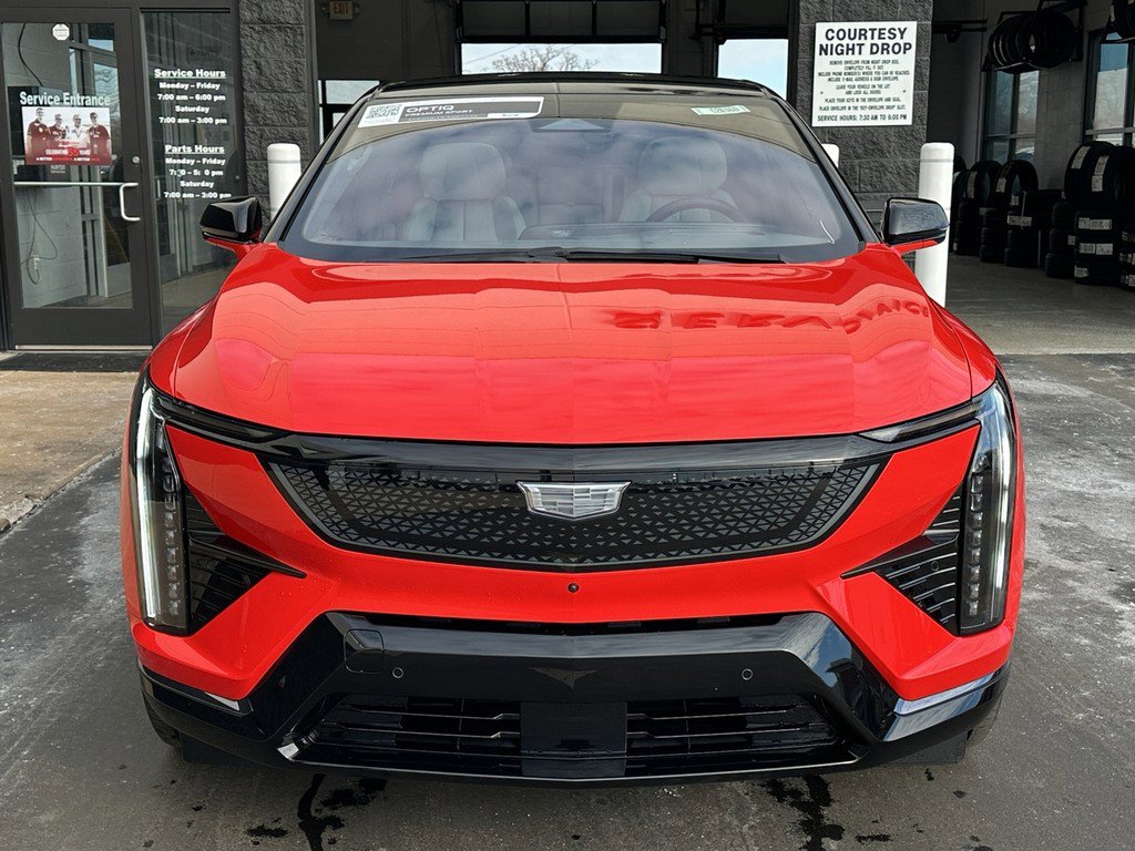 New 2026 Cadillac Optiq Sport 2 image 6