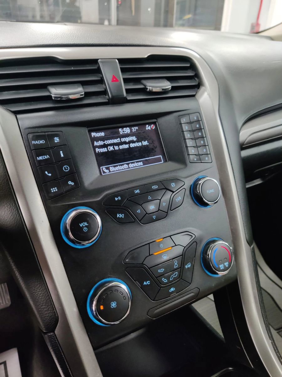 Used 2020 Ford Fusion S image 20