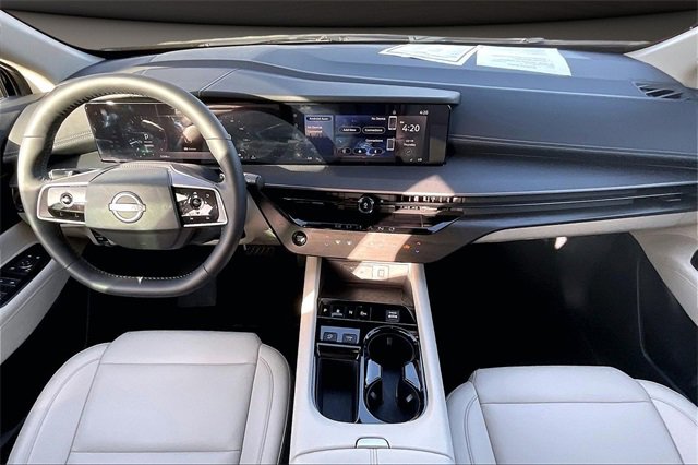 Certified 2025 Nissan Murano SV image 14