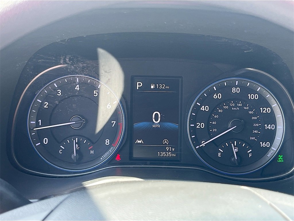 Used 2023 Hyundai Kona SE image 12