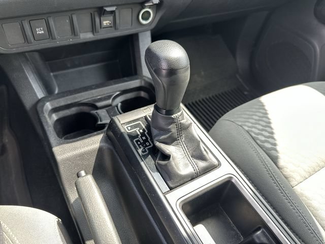 Used 2023 Toyota Tacoma SR AWD/4WD image 24