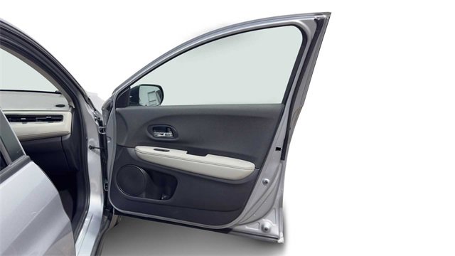 Used 2022 Honda HR-V LX image 9