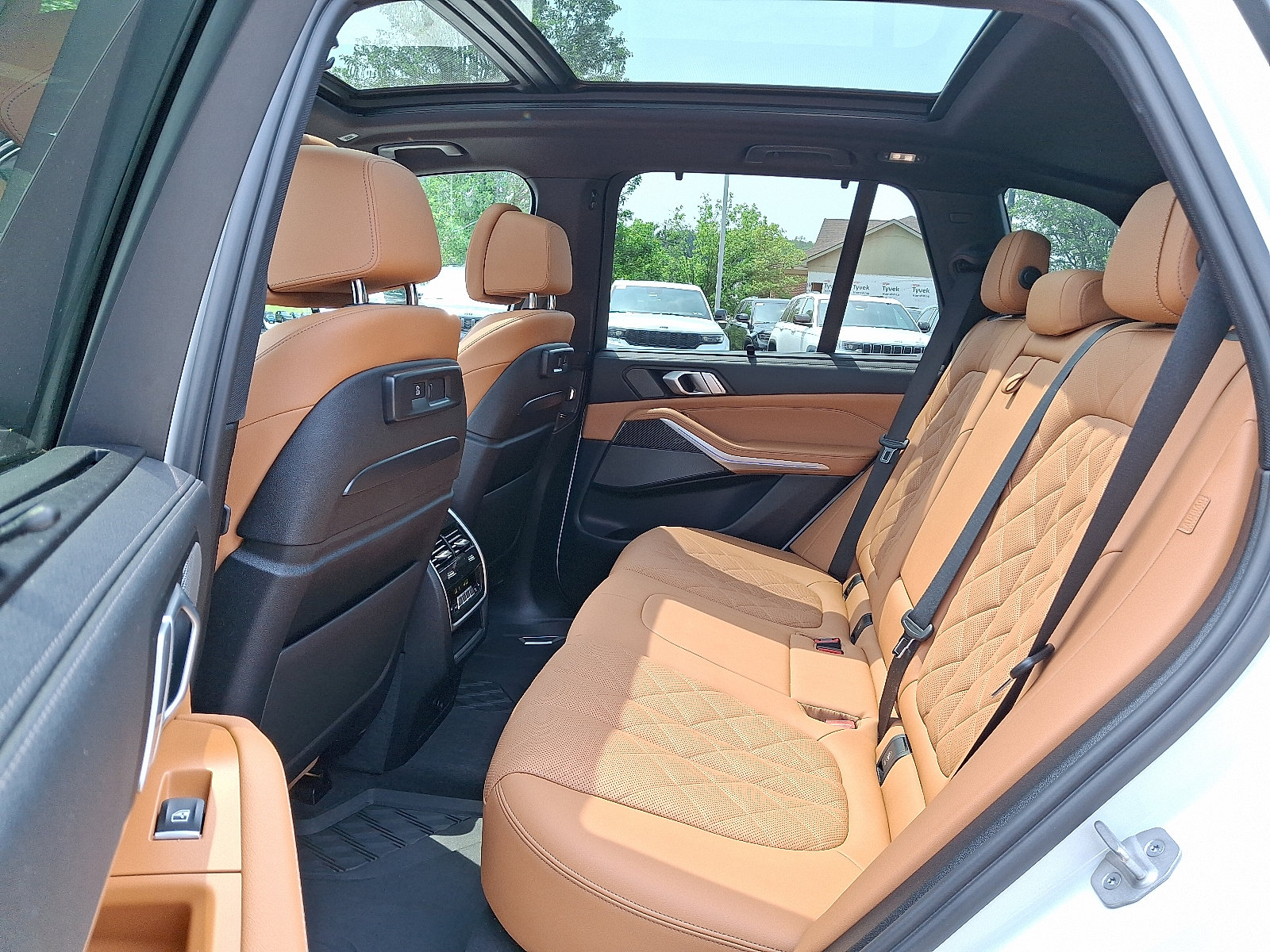 Used 2023 BMW X5 M50i w/ Executive Package AWD/4WD image 10