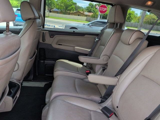 Used 2023 Honda Odyssey Elite image 13