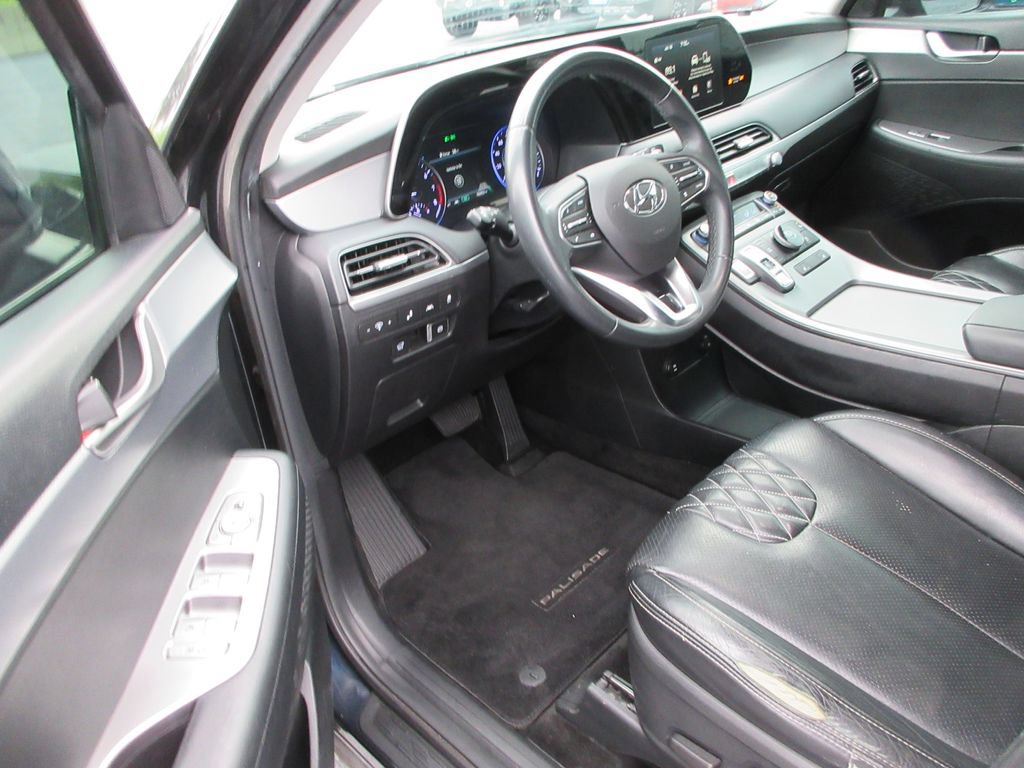 Used 2020 Hyundai Palisade SEL w/ Convenience Package FWD image 12