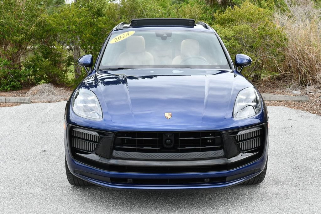 Used 2024 Porsche Macan S AWD/4WD image 9
