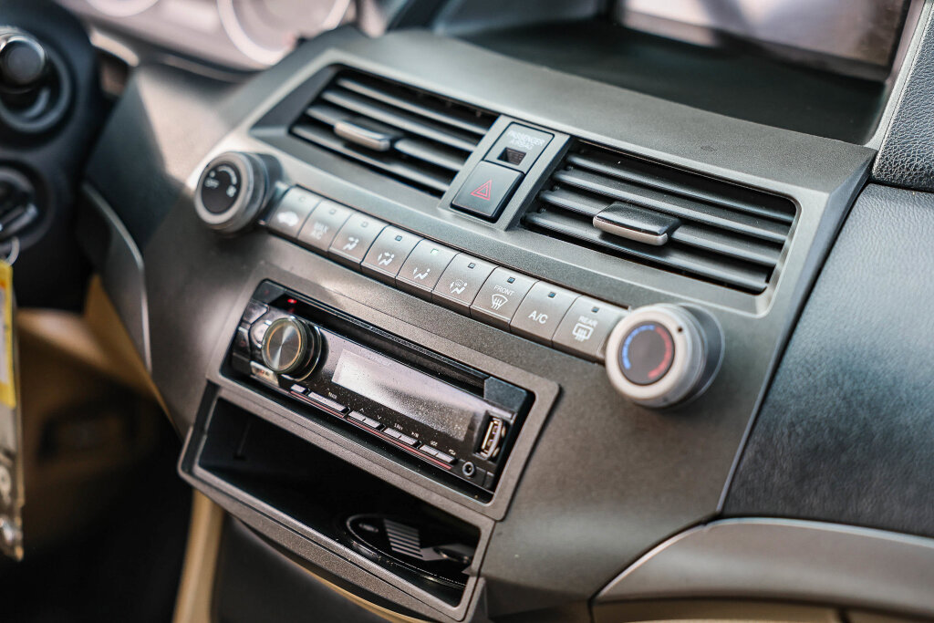 Used 2011 Honda Accord LX-S image 5