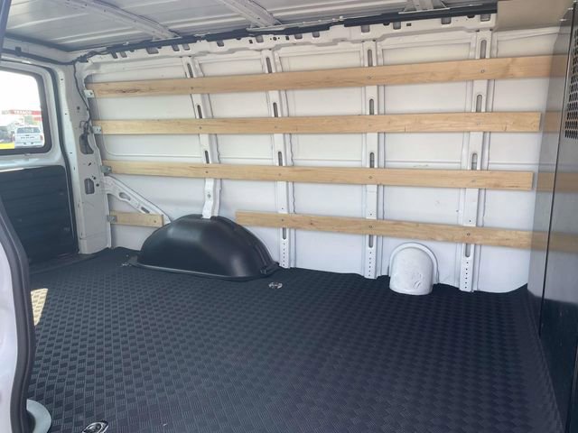 Used 2024 Chevrolet Express 2500 w/ Driver Convenience Package image 11