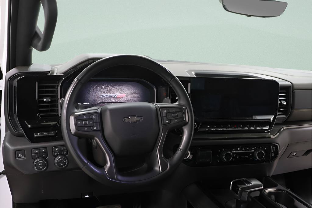Used 2024 Chevrolet Silverado 1500 ZR2 w/ Technology Package AWD/4WD image 9