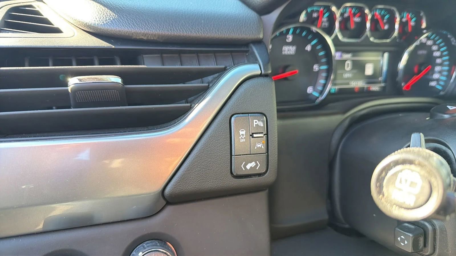 Used 2019 Chevrolet Tahoe LT image 21