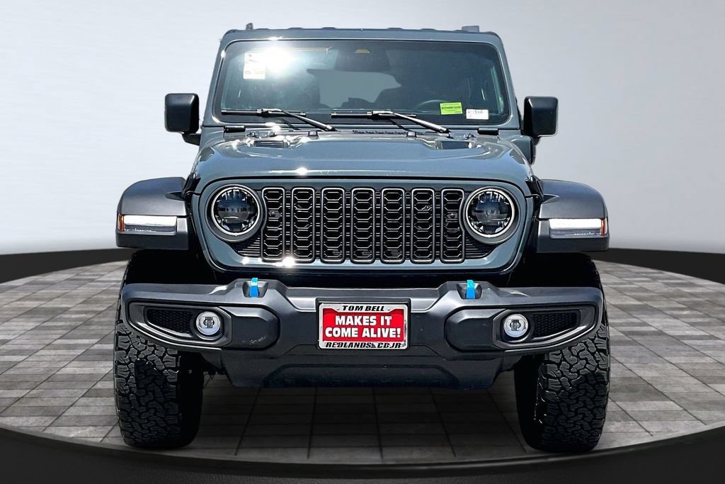 Used 2025 Jeep Wrangler Unlimited Rubicon 4xe w/ Convenience Group AWD/4WD image 25