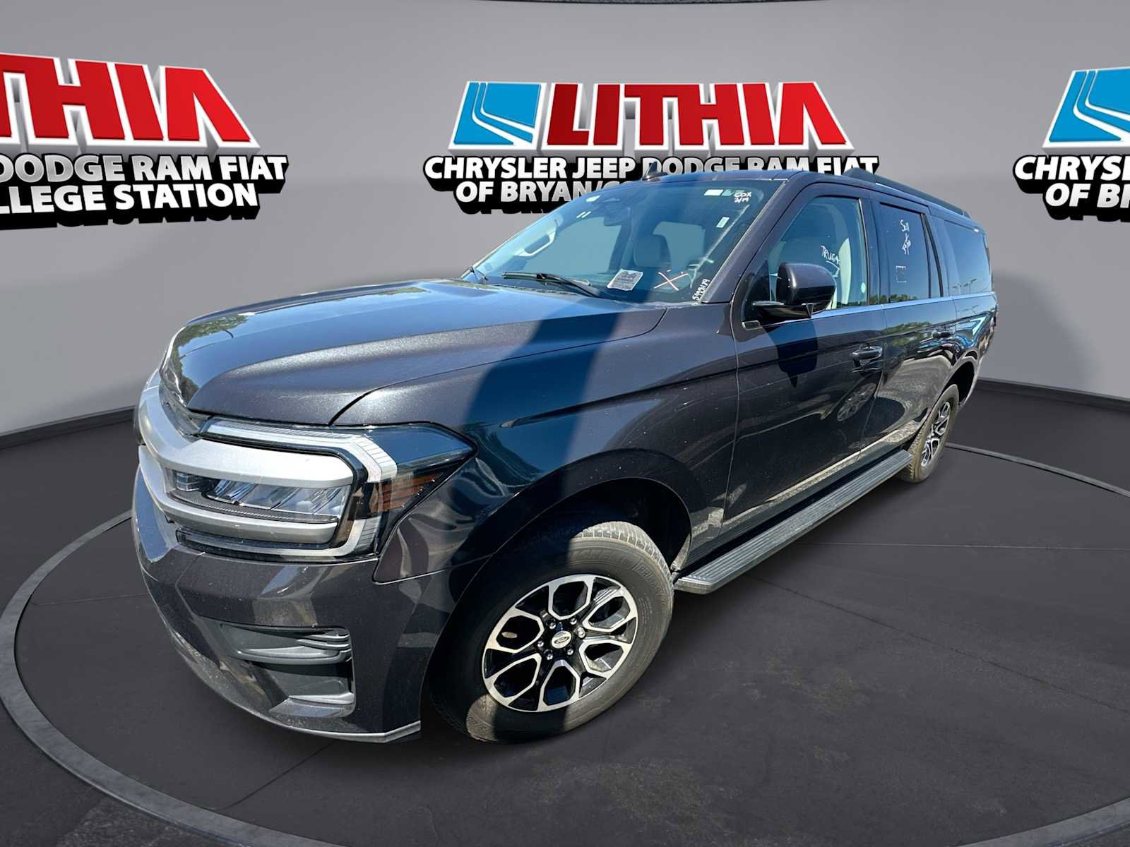 Used 2024 Ford Expedition Max XLT