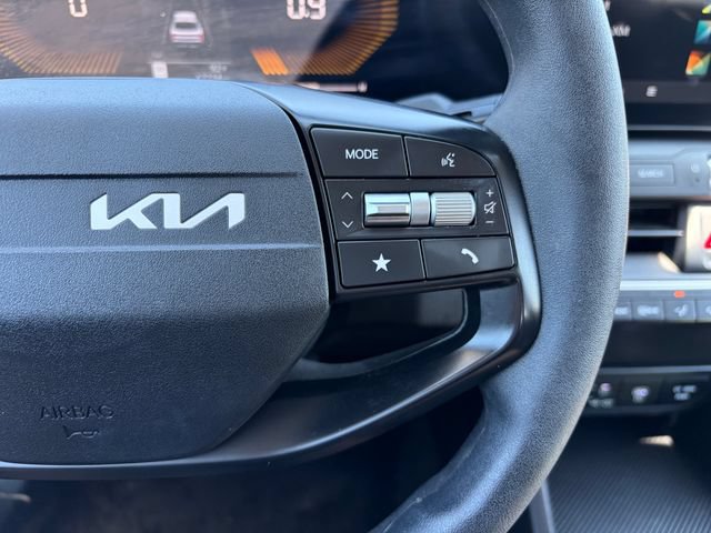 Certified 2025 Kia K4 FWD image 11