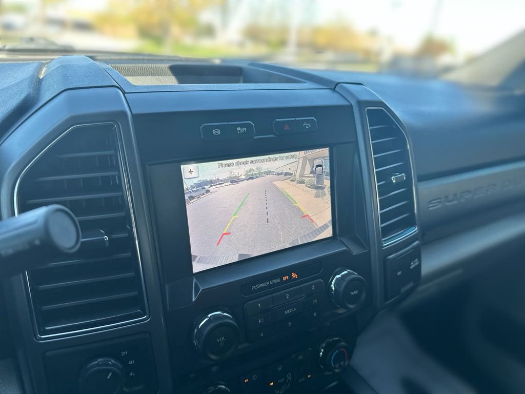 Used 2019 Ford F350 XLT w/ XLT Premium Package image 21