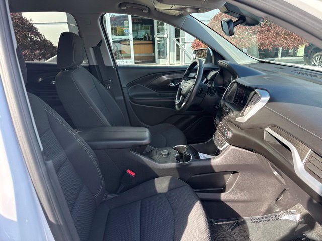 Used 2024 GMC Terrain SLE AWD/4WD image 28