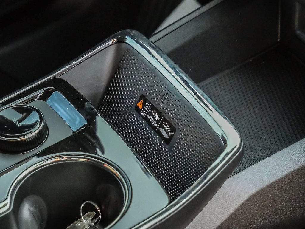 New 2027 Chevrolet Equinox RS w/ Safety and Technology Package FWD image 19