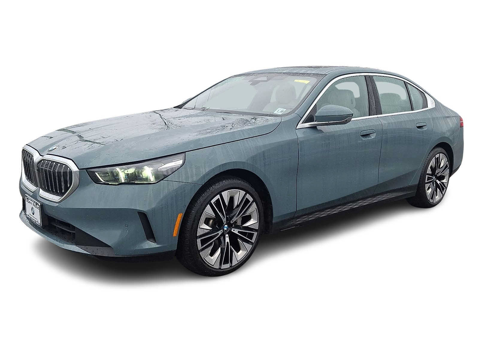 Used 2025 BMW 530i xDrive w/ Premium Package AWD/4WD image 3