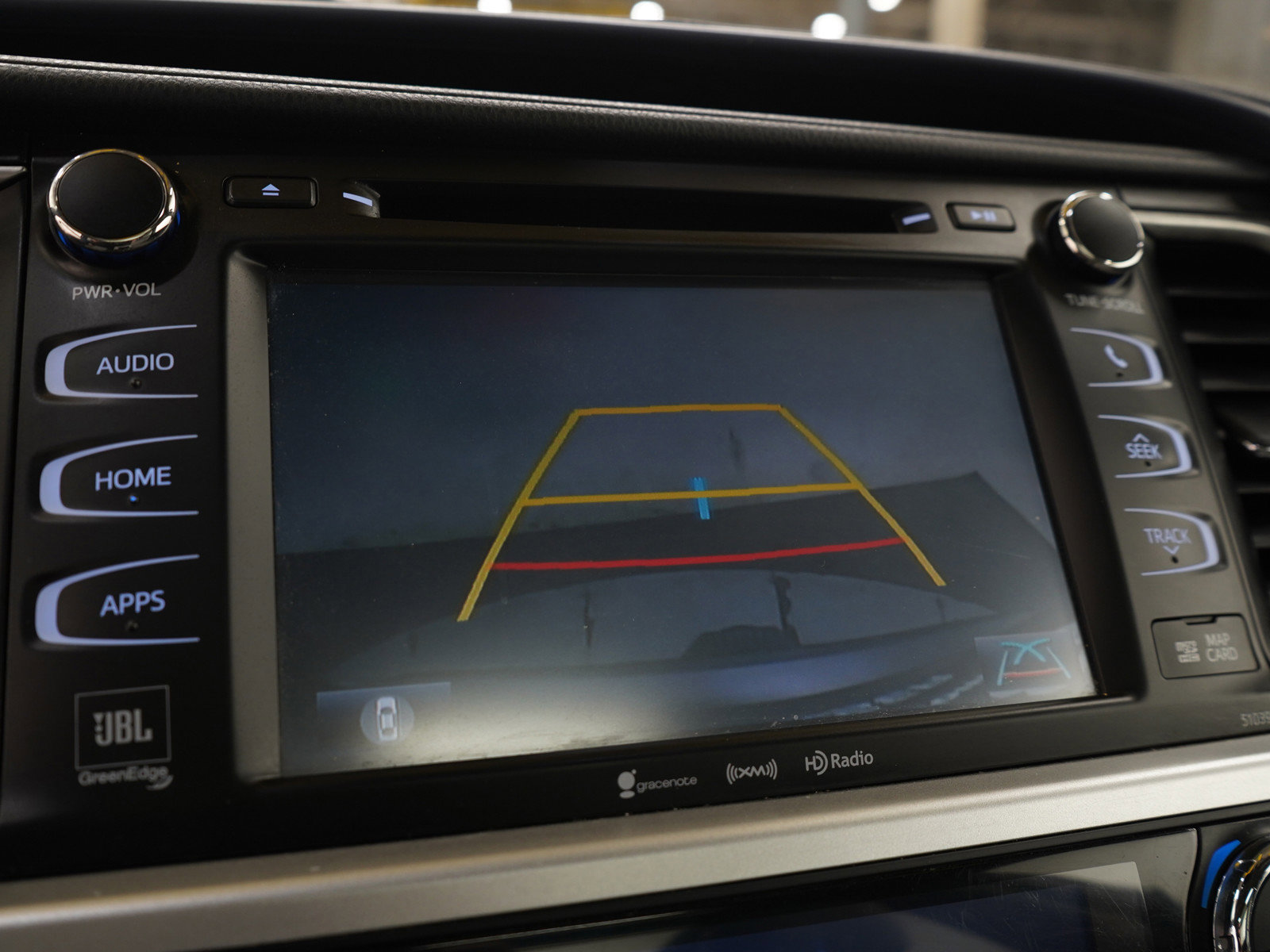 Used 2019 Toyota Highlander Limited Platinum AWD/4WD image 32