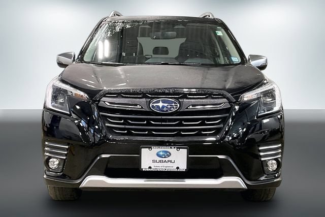 Used 2024 Subaru Forester Touring AWD/4WD image 2