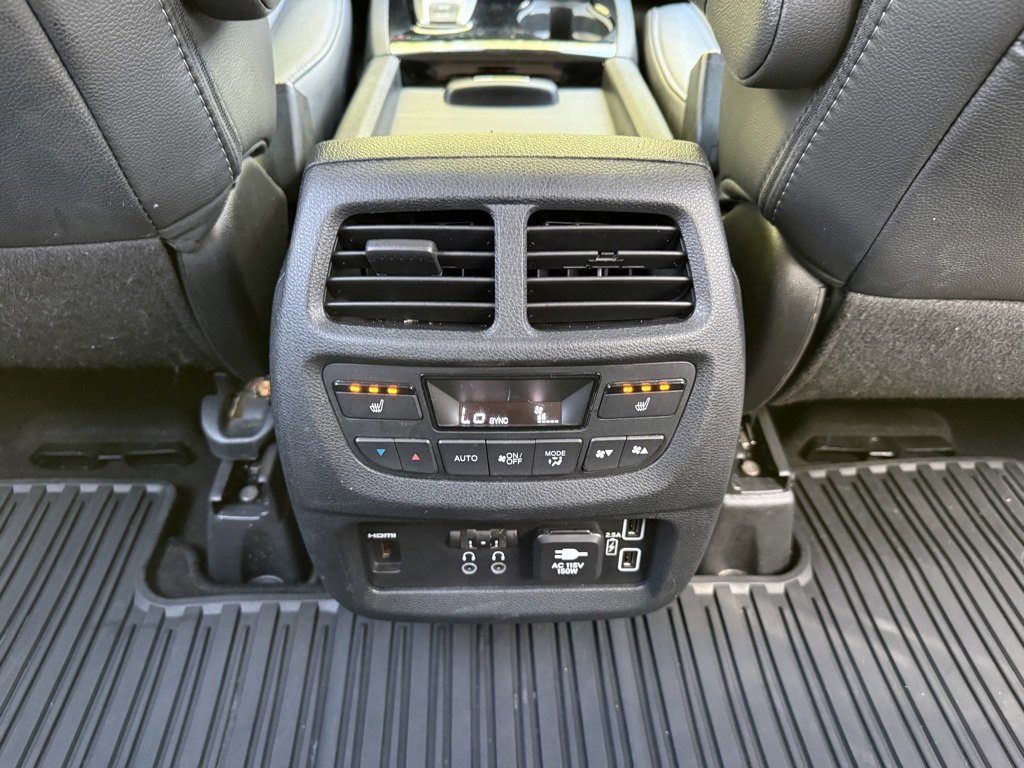 Used 2021 Honda Pilot Touring image 24