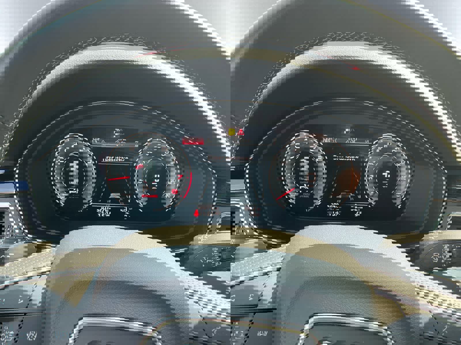 Used 2023 Audi A4 2.0T Premium Plus w/ Premium Plus Package image 5