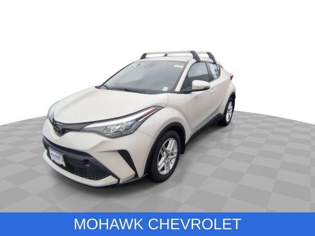 Used 2021 Toyota C-HR LE FWD image 4