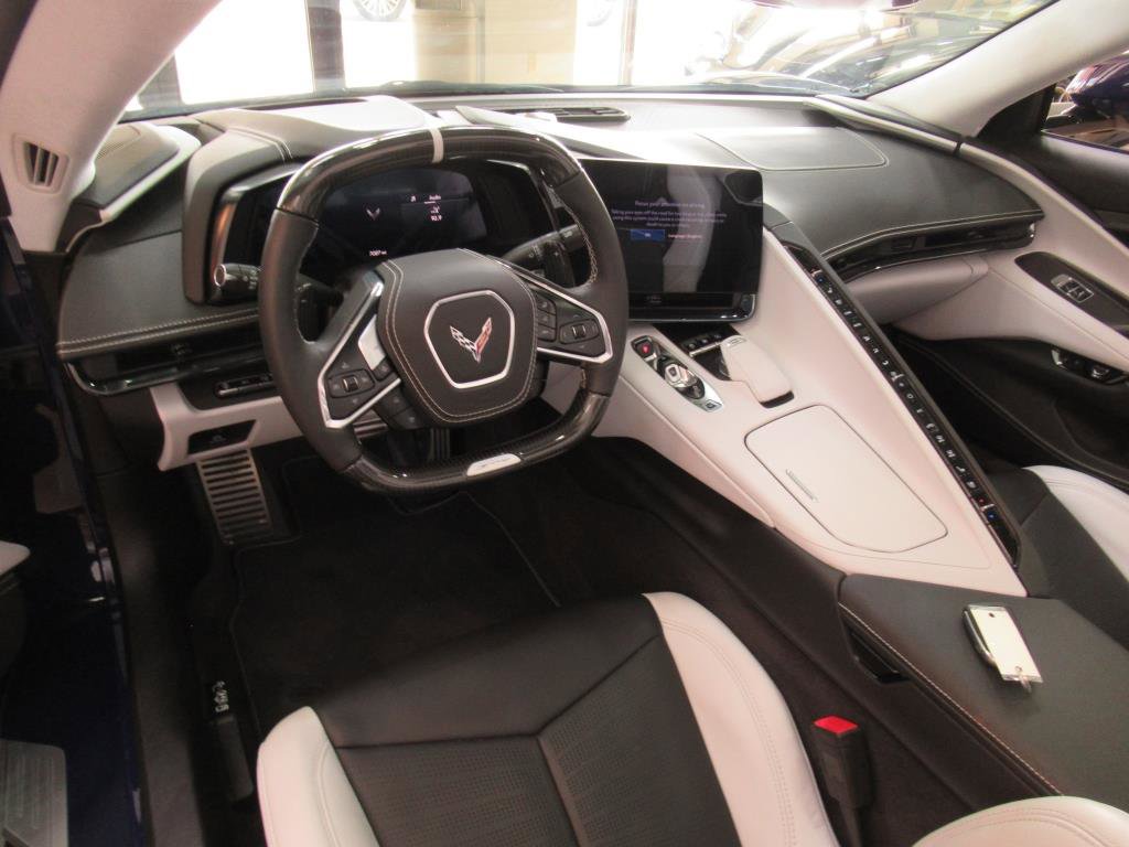 Used 2025 Chevrolet Corvette Z06 image 16