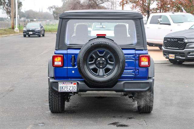Used 2018 Jeep Wrangler Unlimited Sport image 3