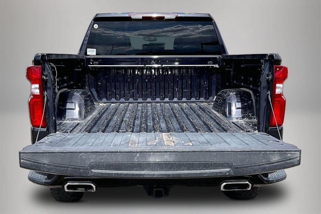 Used 2024 Chevrolet Silverado 1500 LT Trail Boss w/ LPO, Dark Essentials Package AWD/4WD image 7