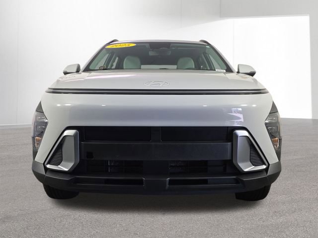 Used 2025 Hyundai Kona SEL AWD/4WD image 44