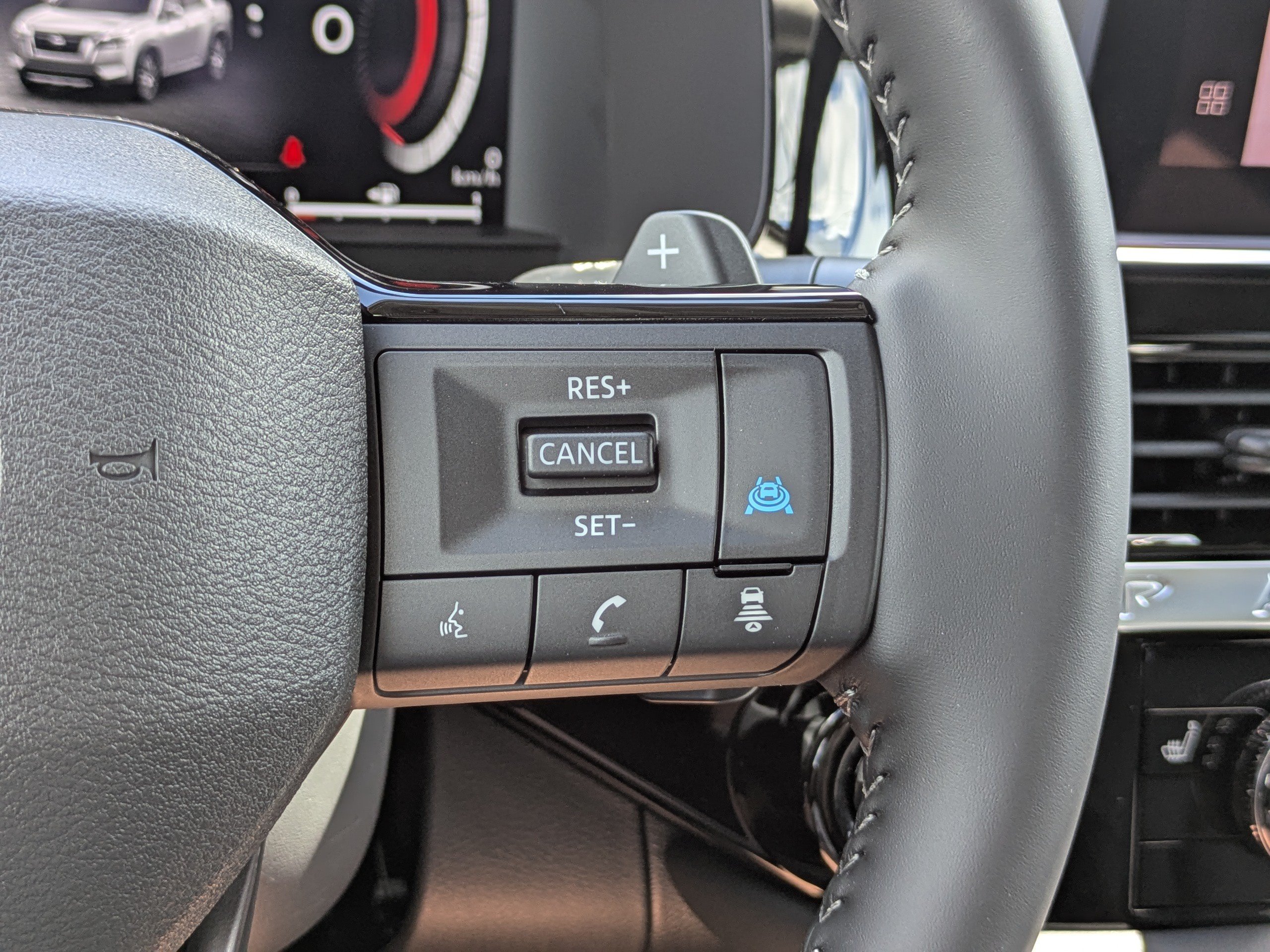 New 2026 Nissan Pathfinder SL FWD image 29
