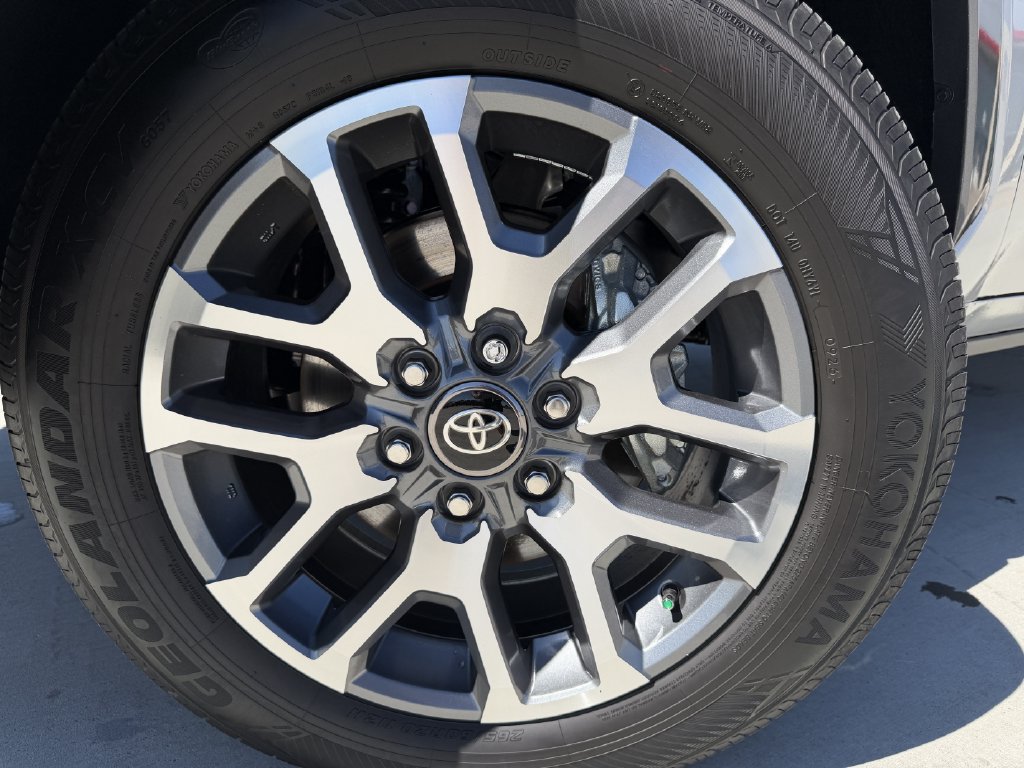 Used 2026 Toyota Tundra 1794 Edition AWD/4WD image 9
