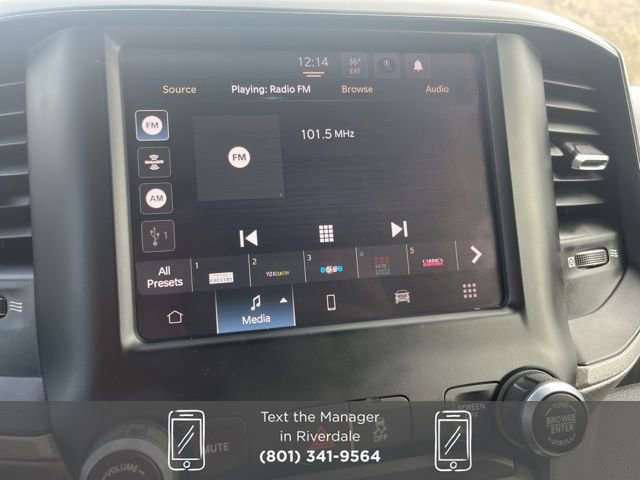 Used 2024 RAM 3500 Tradesman w/ Chrome Appearance Group image 21