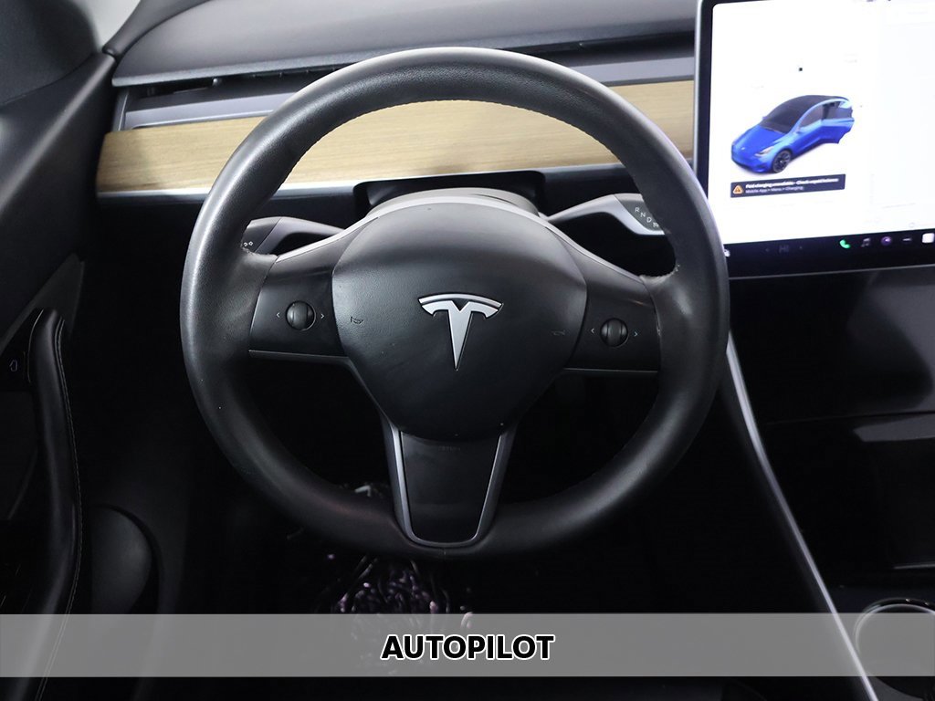Used 2021 Tesla Model Y Long Range image 3